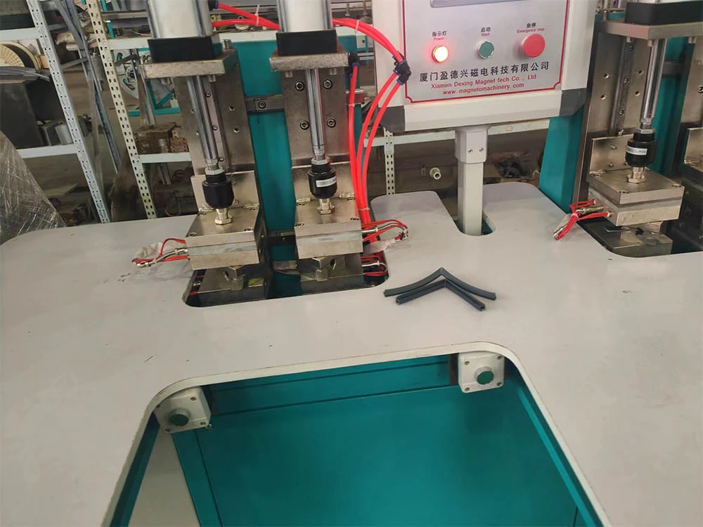welding mold of the silicone gasket welder